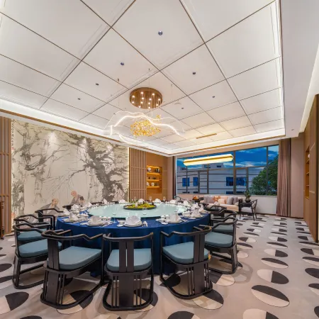 Quzhou Grand Garden International Hotel (Sanqu Road Branch)
