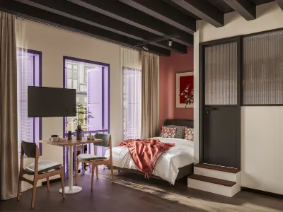 Habyt Chinatown (Newly Opened) Hotels near Jalan Limau Manis Playground