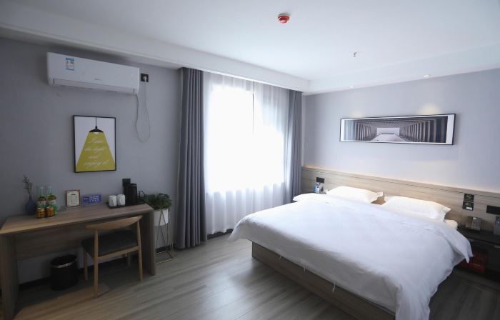 Qingya Hotel