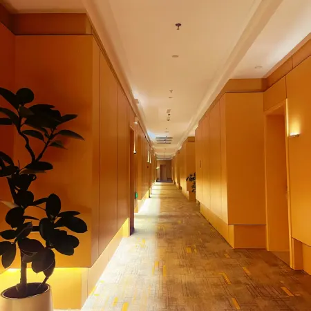 Golden Rome Fifth Season Hotel