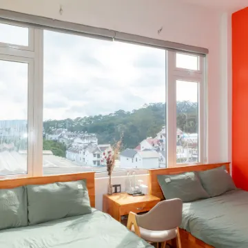 D Home Da lat 3 Hotels near Ichigo Glamping Dalat