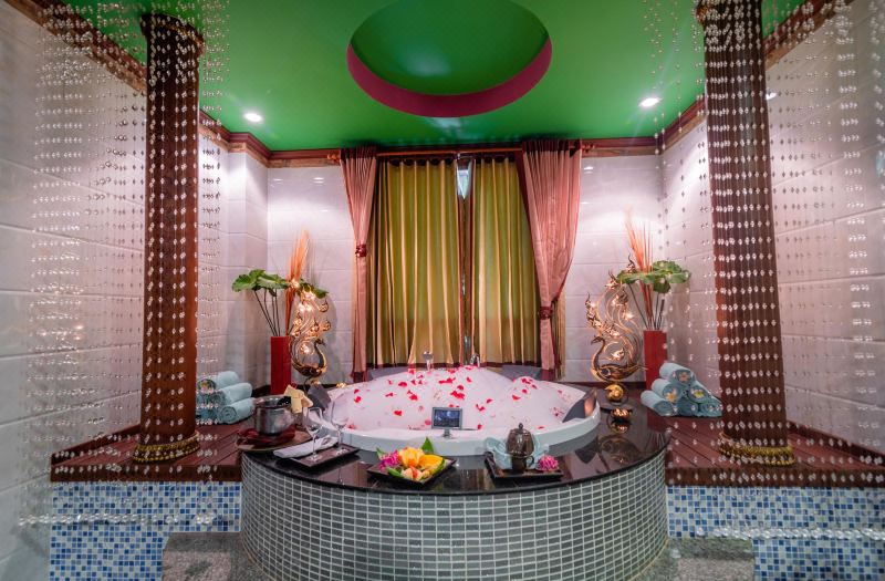 Empress Angkor Resort & Spa photo 4