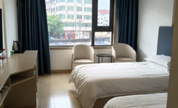 Yongkang Yihang Business Hotel (Zhiying Square)