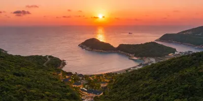 Guanhai No.1 Seascape Resort Hotels in Nansha/Daqing Mountain