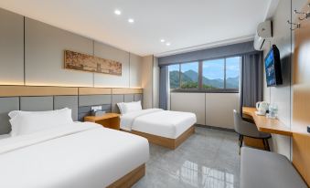 Xiaoxiang Minju (Chongqing Xinqiao Hospital Shop)