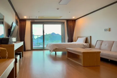 the bluejeju