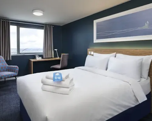 Travelodge Birmingham Aston Hotels near محطة ويتون