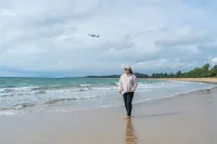 โรงแรมโคโคเทล ภูเก็ต ในยาง - ติดทะเล