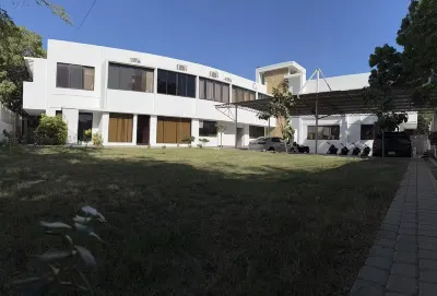 Karachi Golden Shield Hotels in 