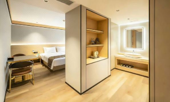 Rongxin Holiday Hotel