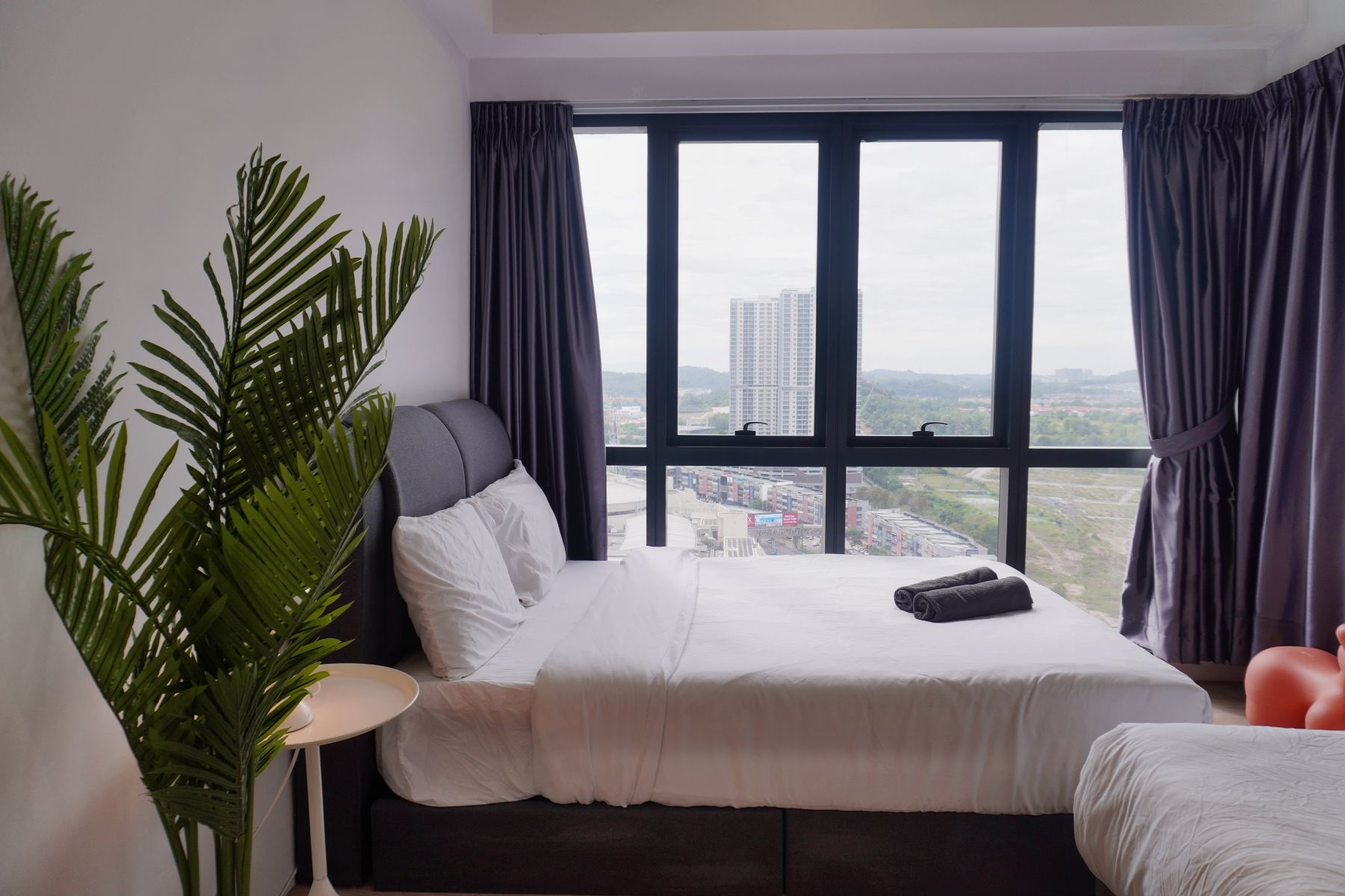 (Revo 21) Family Suite Revo Bukit Jalil Pavilion | Near Mall