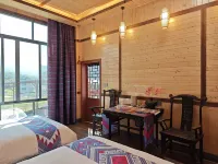 Zhuang and Yao Style Homestay - balkon