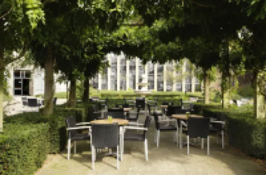 NH ไอโนเฟน คอนเฟอเรนซ์ เซ็นเตอร์ โคนิงโฮฟ โรงแรมใน