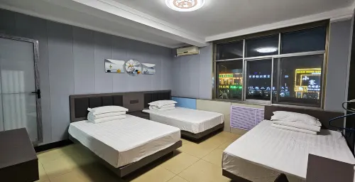 Qingtongxia Qingfeng Hotel