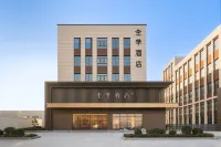 Full Season Hotel (Xinxiang Economic Development Zone Pingyuan Lake Park Branch)
