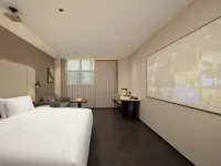 Dongfang Wenju Hotel · Anqing Station Tianzhushan Airport Hotels in Anqing