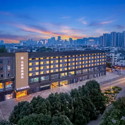 MEHOOD LESTIE Hotel (Chengdu Wenjiang University Town Fengxihe Subway Station) Hotels near Wenjiang