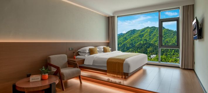 Spring Breeze Ten Miles Homestay Hotels in Jinzhai
