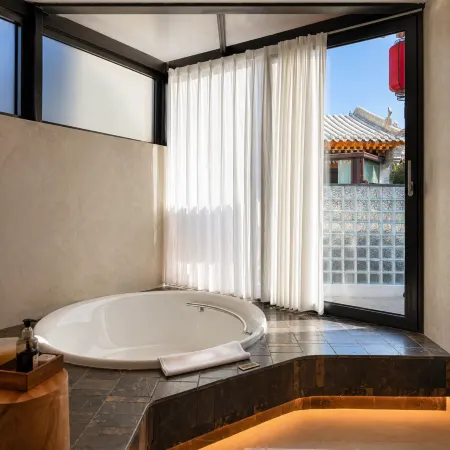 QIAN ONSEN HOTEL