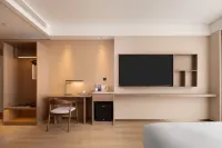 Zhoukou Yunjing Holiday Hotel (Zhoukou East Station)