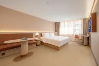 Hanting Hotel (Yining Global Port Six-Star Street Scenic Area Branch)