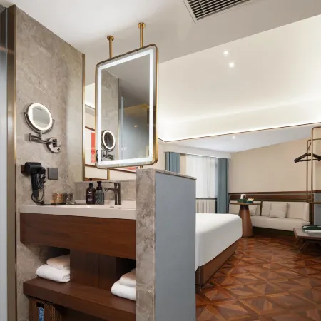 Time Walk S Hotel (Xi'an Bell Tower Huimin Street)
