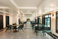 YO Hotel - Frühstück