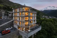 Cloudrest Moon Cliff Lodge - Baarit