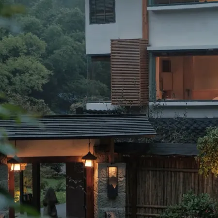 Huashuiwan Xiyuxi Hot Spring Homestay
