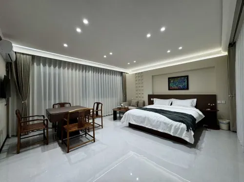 Yunqi Lakeside Homestay - สระว่ายน้ำบนดาดฟ้า