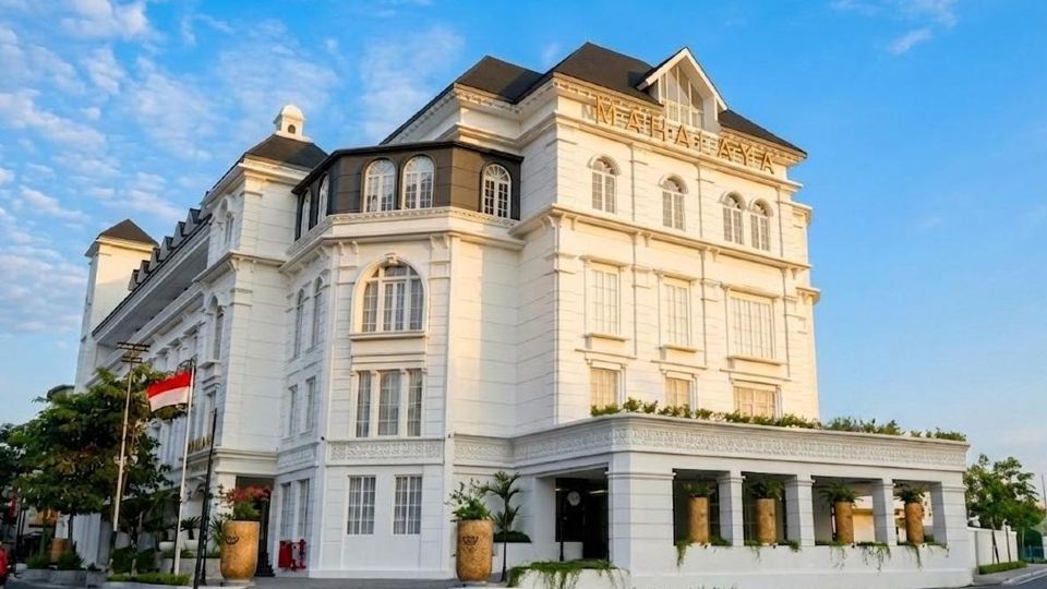 MAHALAYA The Legacy Hotel