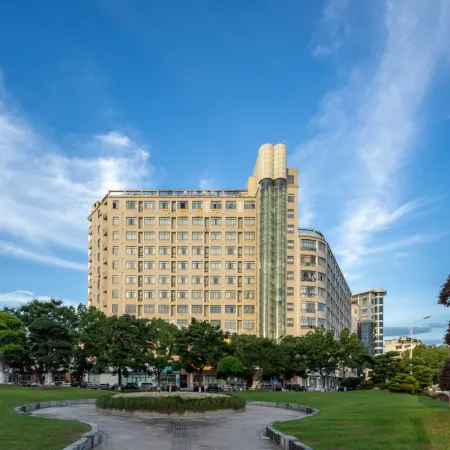 YI SELECT Hotel (Hangzhou Qiandao Lake Scenic Area Intime City Branch)