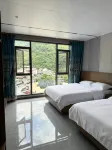 Ruyuan Hotel - parking