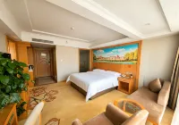 Vienna Hotel (Guilin Yongfu Station Store) - parking