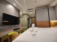 Jakarta pik Gold Coast ·ShangriLa(China) ·Sea View Apartment - Wifi