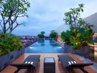 Oakwood Yogyakarta Hotels near Jetis