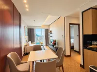 1BR Sea View Apartment near My Khe Beach | King Bed & Sofa Bed - bar