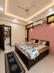 3 bhk Apparment walking distance ganga ji -  Ferienwohnungen