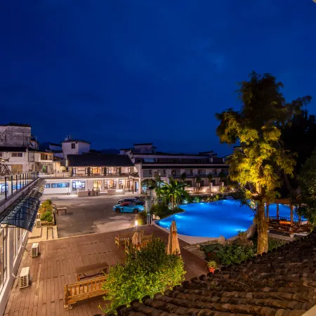 Fanjing Yundi · Hidden Luxury · Swimming Pool Chill Resort Courtyard (Hongcun Scenic Area)