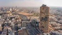راديسون كوليكشن ريزيدنسيز، الرياض - مسبح خاص