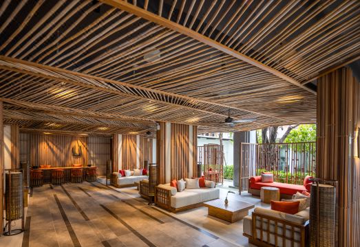 1. 더 컬처 사무이..