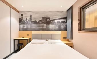 Super 8 Best Hotel (Beijing Gaomidian North Subway Station Peking University Hospital)