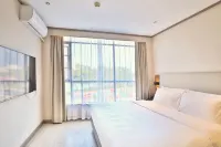 โรงแรม HanTing (ประตูตะวันออกพื้นที่ทิวทัศน์ชี่ซิงหยาน จ้าวชิง) - พร้อมอาหารเช้า