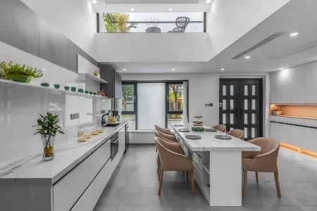 Xiaoting Huashe Homestay (Shanghai Zhujiajiao Ancient Town) Отели рядом с достопримечательностью «Caibang Village»