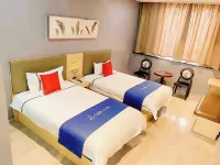 Huayi Hotel (Linyi Baoli Fortune Plaza) Hotels in der Nähe von Luozhuang Station