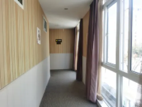 致和電競賓館（鹽城金鷹聚龍湖南三院店）