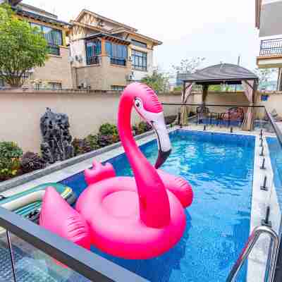 Yingde Baodun Lake Pool Hot Spring Villa Rooms