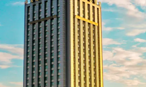 Xuanwei Xuanneng International Hotel (Railway Station)