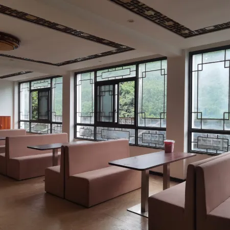 Chishui Wendao Yuzhuang Chinese Inn