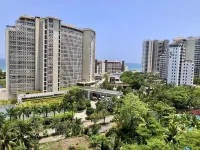 Sharing tide and beautiful sea view